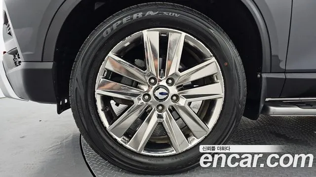 KG_Mobility_Ssangyong Rexton 2019 thumb 5