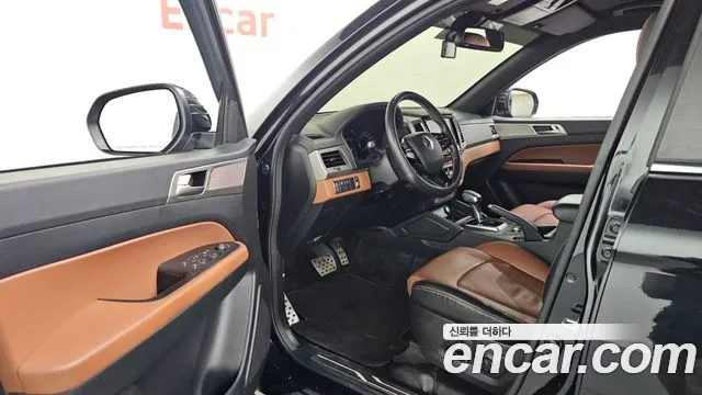 KG_Mobility_Ssangyong Rexton 2019 thumb 10