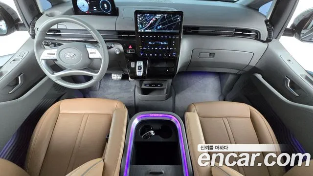 Hyundai Staria 2024 thumb 7
