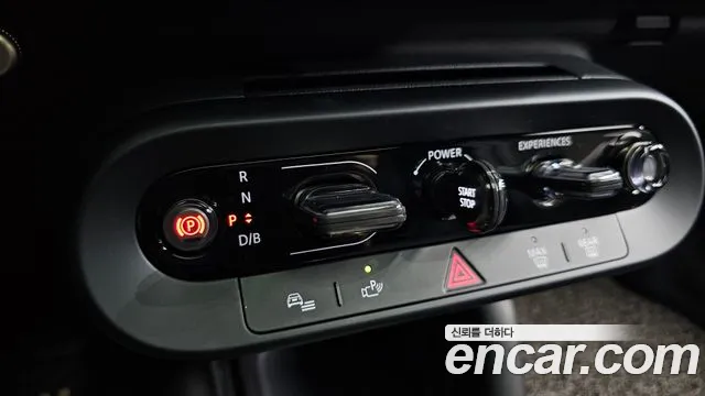 Mini Hatch 2024 thumb 8