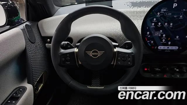 Mini Hatch 2024 thumb 12