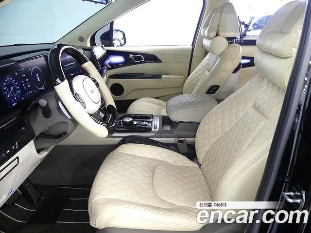 Kia Carnival 2022 thumb 4