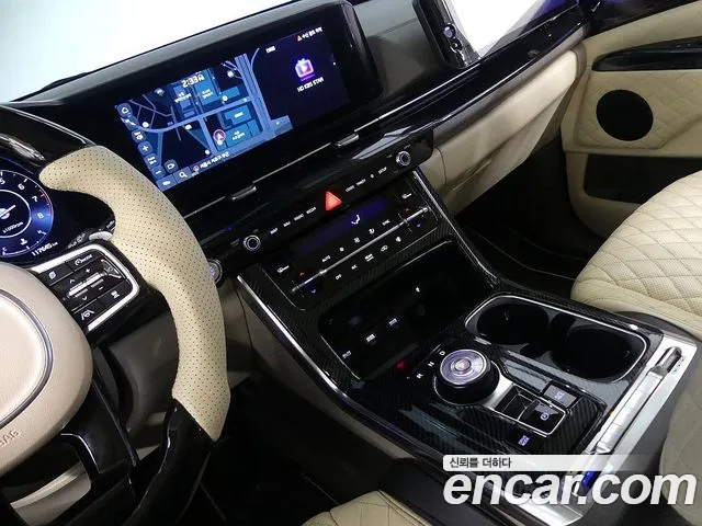 Kia Carnival 2022 thumb 10