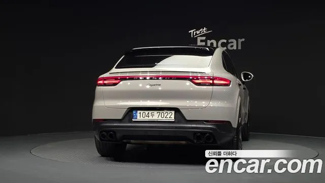 Porsche Cayenne 2021 thumb 4