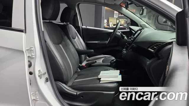 Chevrolet Spark 2021 thumb 11