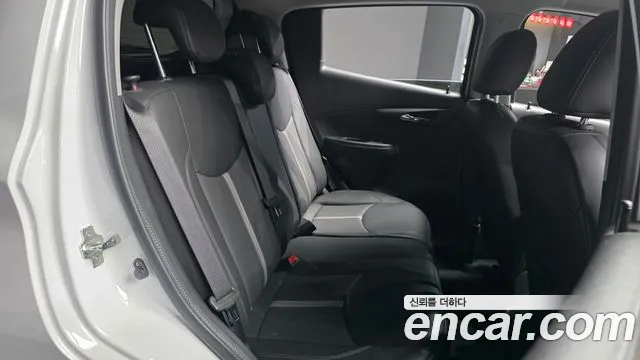 Chevrolet Spark 2021 thumb 12