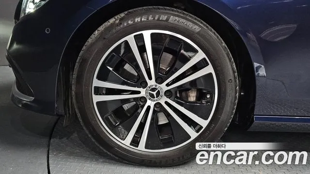 Mercedes-Benz E-Класс 2020 thumb 4