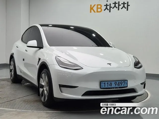 Tesla Model Y 2021 thumb 4