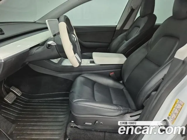 Tesla Model Y 2021 thumb 7