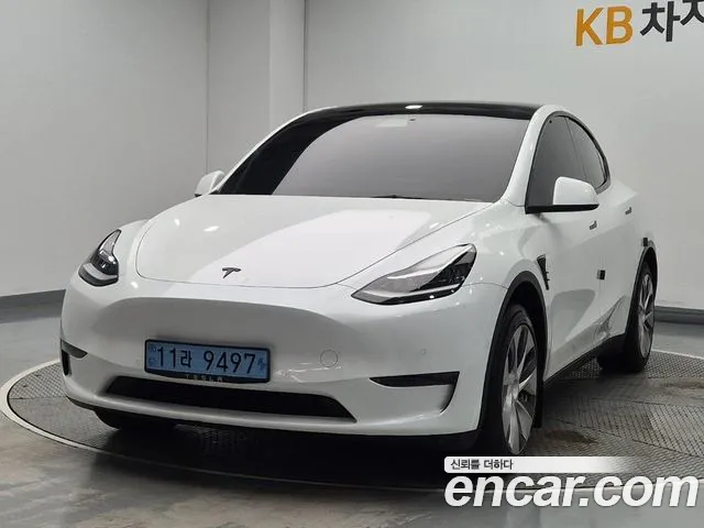 Tesla Model Y 2021 thumb 11