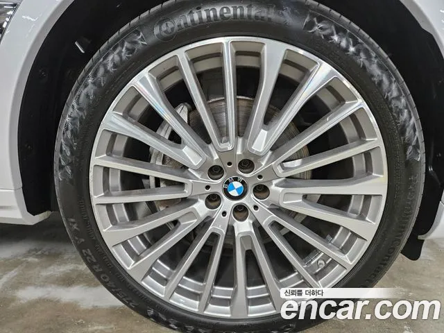 BMW X7 2021 thumb 5