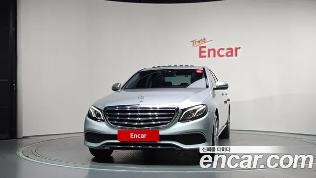 Mercedes-Benz E-Класс 2016 thumb 3