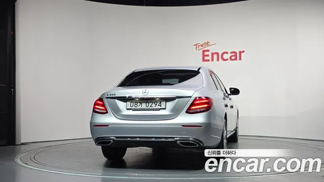 Mercedes-Benz E-Класс 2016 thumb 4