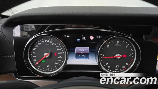 Mercedes-Benz E-Класс 2016 thumb 8