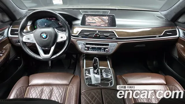 BMW 7 серии 2021 thumb 7