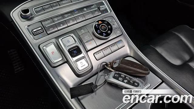 Hyundai Santa Fe 2021 thumb 9