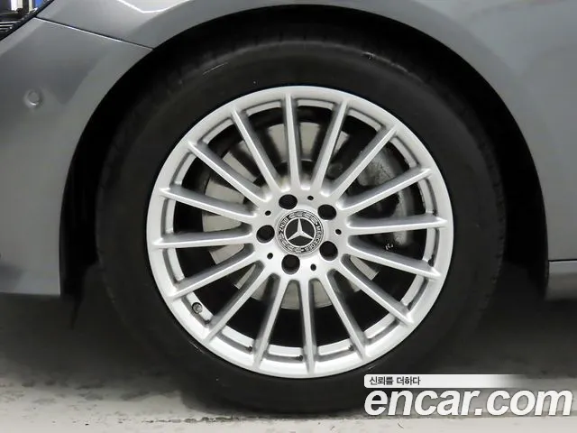 Mercedes-Benz E-Класс 2020 thumb 5