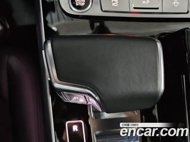 Audi Q7 2022 thumb 9
