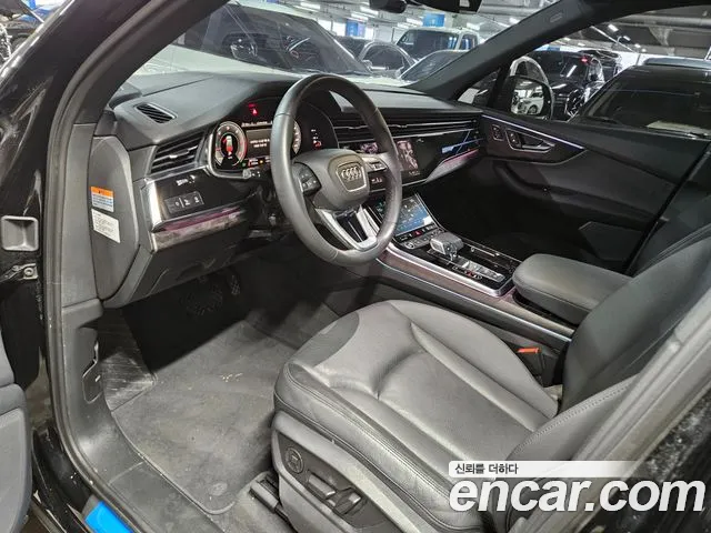 Audi Q7 2022 thumb 10