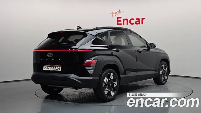 Hyundai Kona 2025 thumb 2