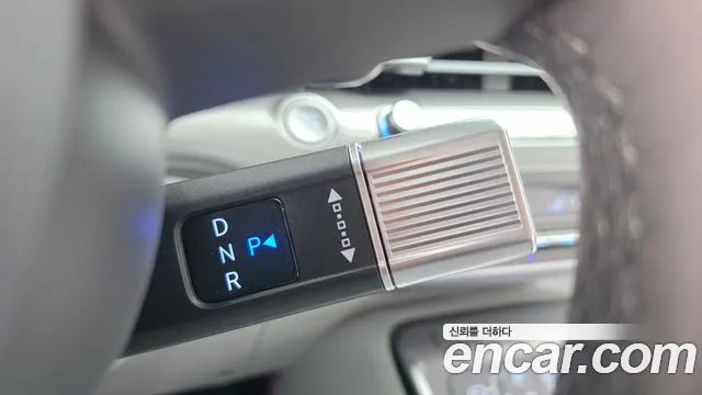 Hyundai Kona 2025 thumb 9