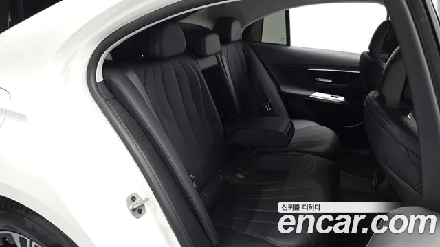 Mercedes-Benz E-Класс 2024 thumb 11