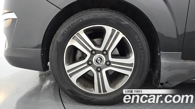 KG_Mobility_Ssangyong KORANDO 2014 thumb 5