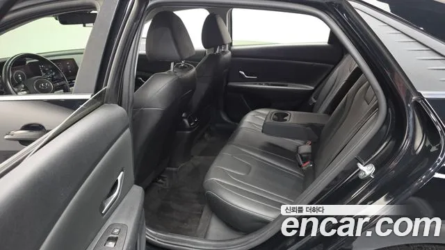 Hyundai Avante 2020 thumb 12
