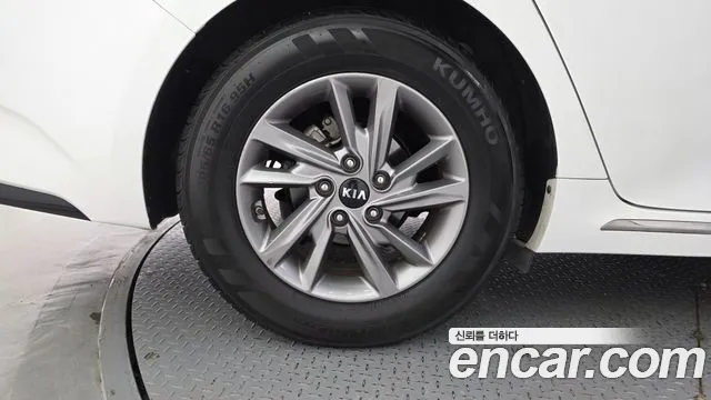 Kia K5 2019 thumb 5