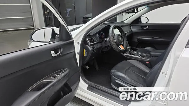 Kia K5 2019 thumb 10