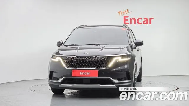Kia Carnival 2021 thumb 3
