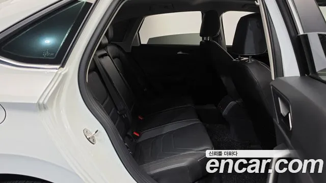 Volkswagen Jetta 2024 thumb 11