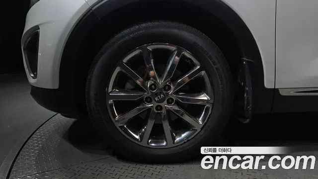 Kia Sorento 2015 thumb 5