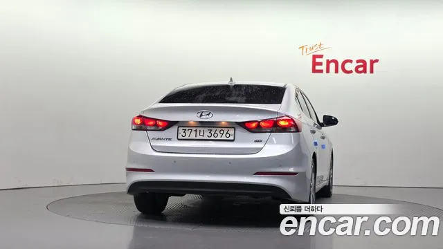 Hyundai Avante 2016 thumb 4