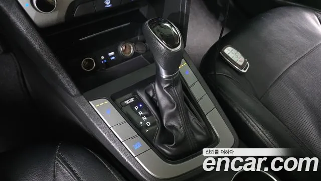 Hyundai Avante 2016 thumb 9