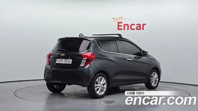 Chevrolet Spark 2021 thumb 2