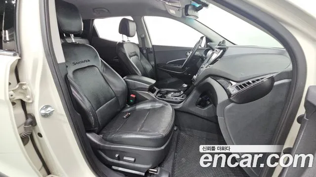 Hyundai Santa Fe 2012 thumb 11