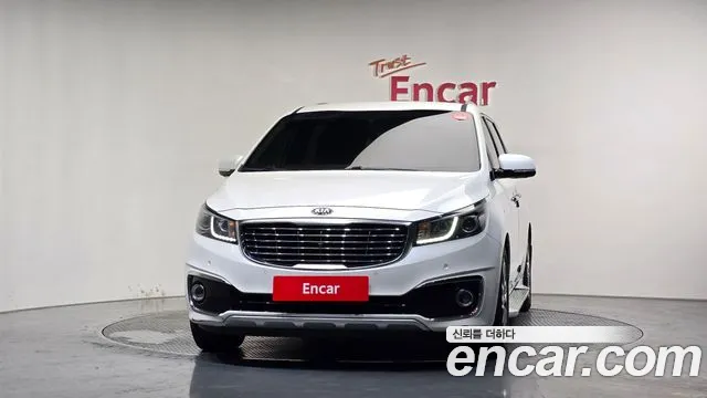Kia Carnival 2017 thumb 3