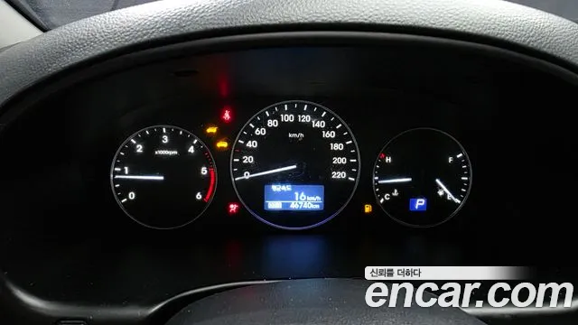 Hyundai Starex 2021 thumb 8