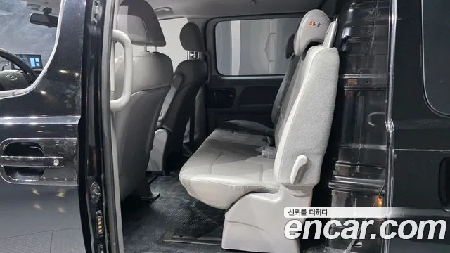 Hyundai Starex 2021 thumb 12
