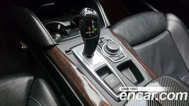 BMW X6 2012 thumb 9