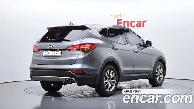 Hyundai Santa Fe 2012 thumb 2
