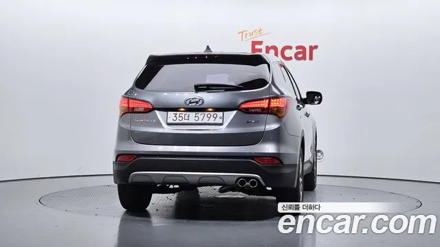 Hyundai Santa Fe 2012 thumb 4