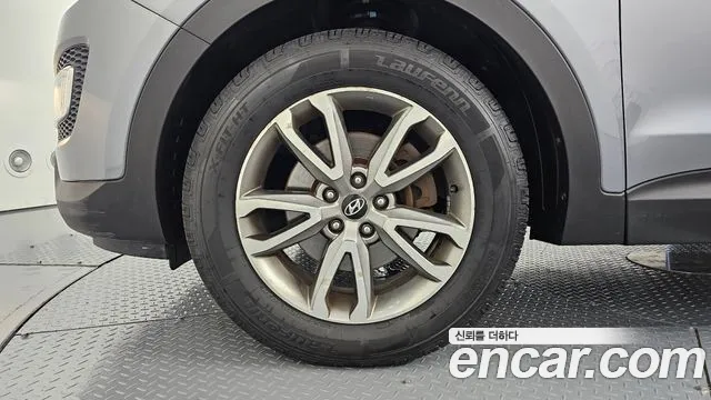 Hyundai Santa Fe 2012 thumb 5