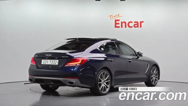 Genesis G70 2019 thumb 2