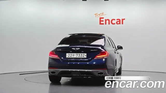 Genesis G70 2019 thumb 4