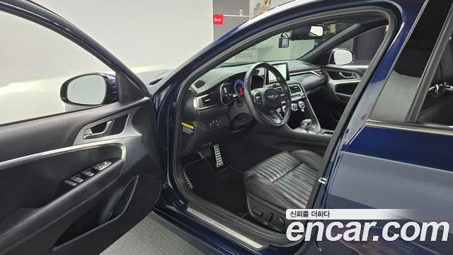 Genesis G70 2019 thumb 10