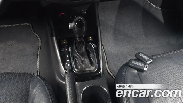 Kia Carens 2011 thumb 9