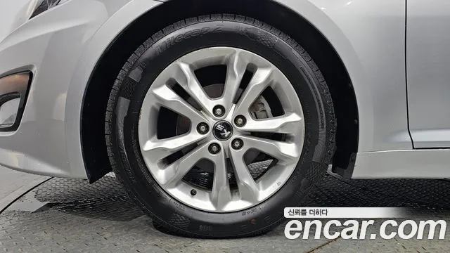 Kia K5 2013 thumb 5