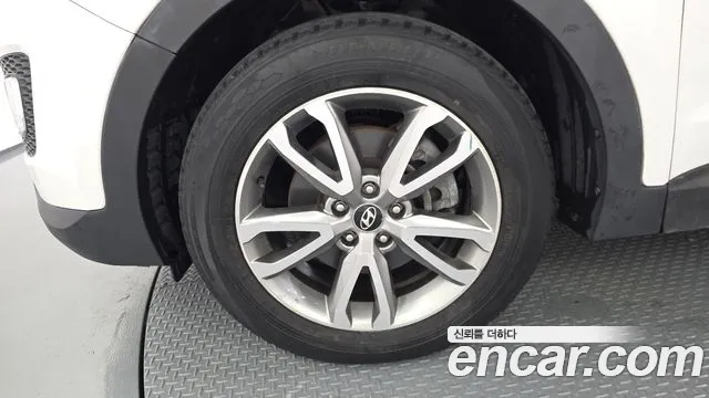 Hyundai Santa Fe 2012 thumb 5